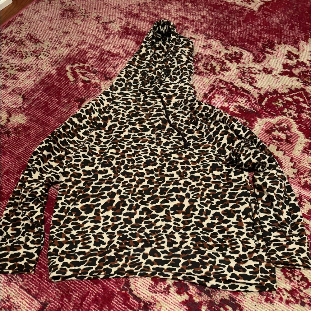 Cheetah drawstring hoodie